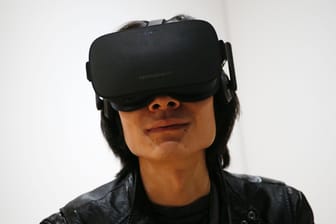 Facebook setzt auf VR-Brillen. Ein Kassenschlager sind sie bisher nicht.