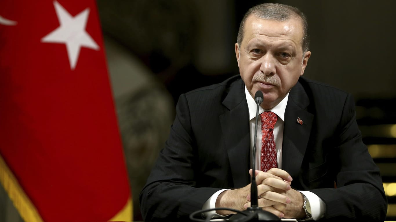 Staatspräsident Recep Tayyip Erdogan hat im Sommer wiederholt von Deutschland die Auslieferung mutmaßlicher türkischer Putschisten gefordert.