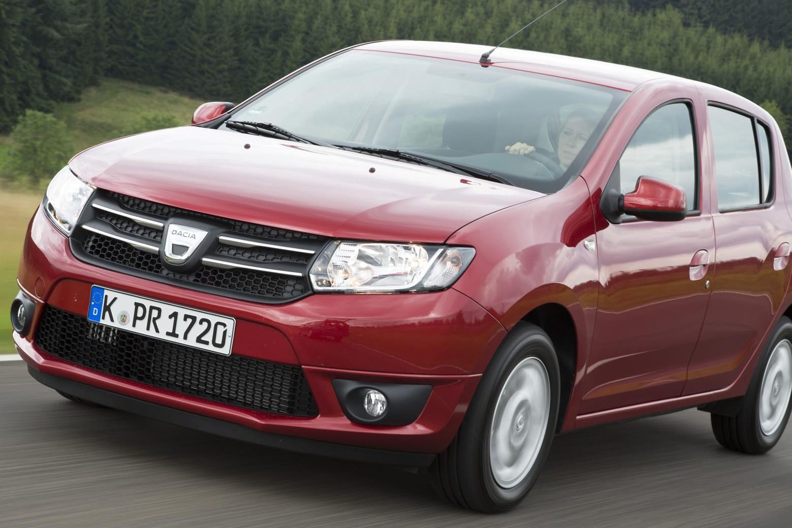 Der "Dacia Sandero" ist im Alltag das günstigste Auto unter den Klein- und Kleinstwagen. Der Anschaffungspreis beträgt 6990 Euro.