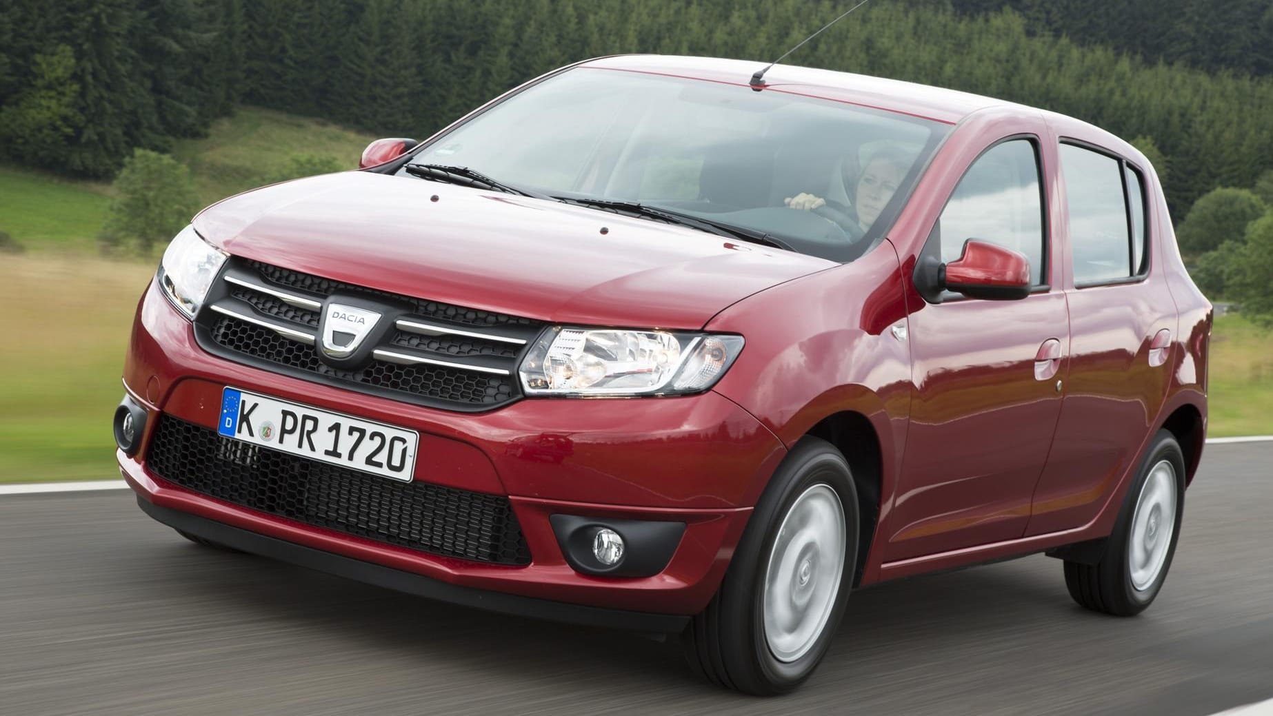 Der "Dacia Sandero" ist im Alltag das günstigste Auto unter den Klein- und Kleinstwagen. Der Anschaffungspreis beträgt 6990 Euro.