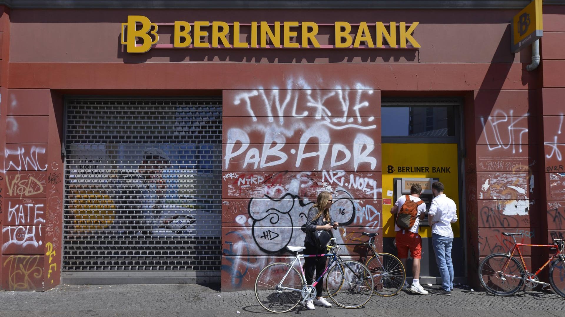 Geschlossene Bankfiliale: Online-Banking wird immer beliebter.