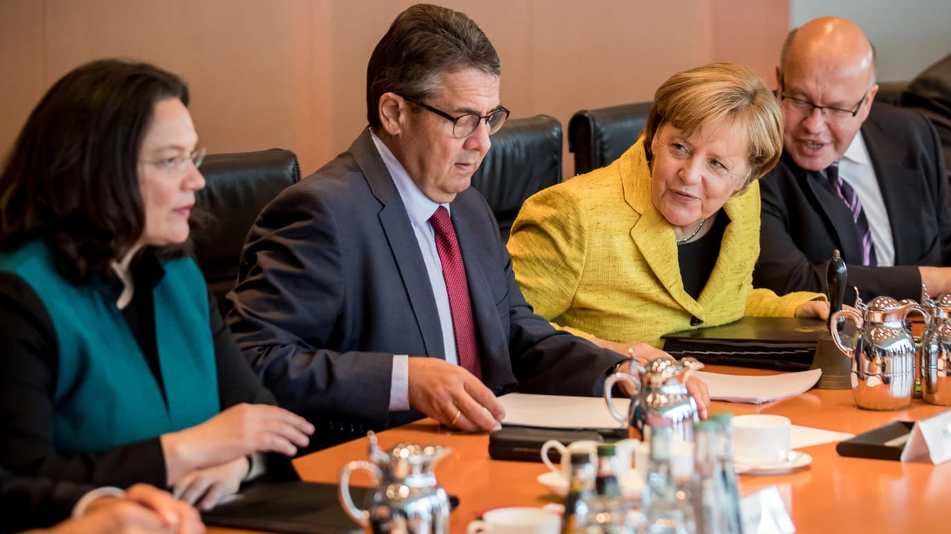 Als Architekt der Großen Koalition 2013 fühlte sich Gabriel in der Rolle als Vizekanzler im Kabinett "Merkel" wohl.