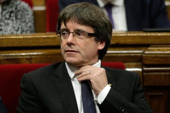 Der katalanische Regierungschef Carles Puigdemont hofft auf einen Dialog mit Madrid.