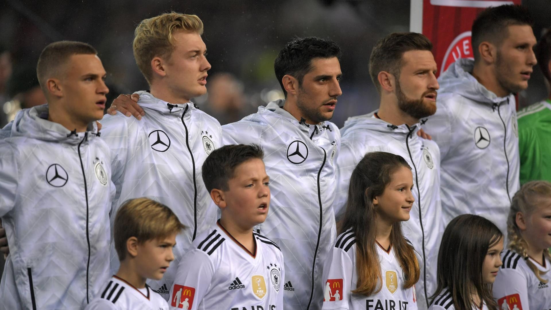 Joshua Kimmich (v. l.), Julian Brandt, Lars Stindl, Skhodran Mustafi und Niklas Süle wollen 2018 in Russland im neuen WM-Trikot auflaufen.