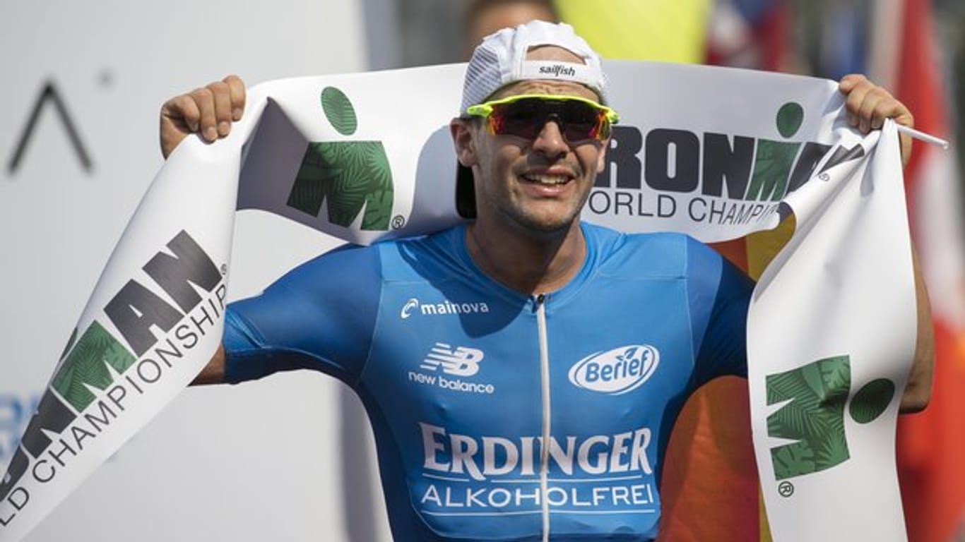 Patrick Lange triumphiert beim Ironman auf Hawaii.