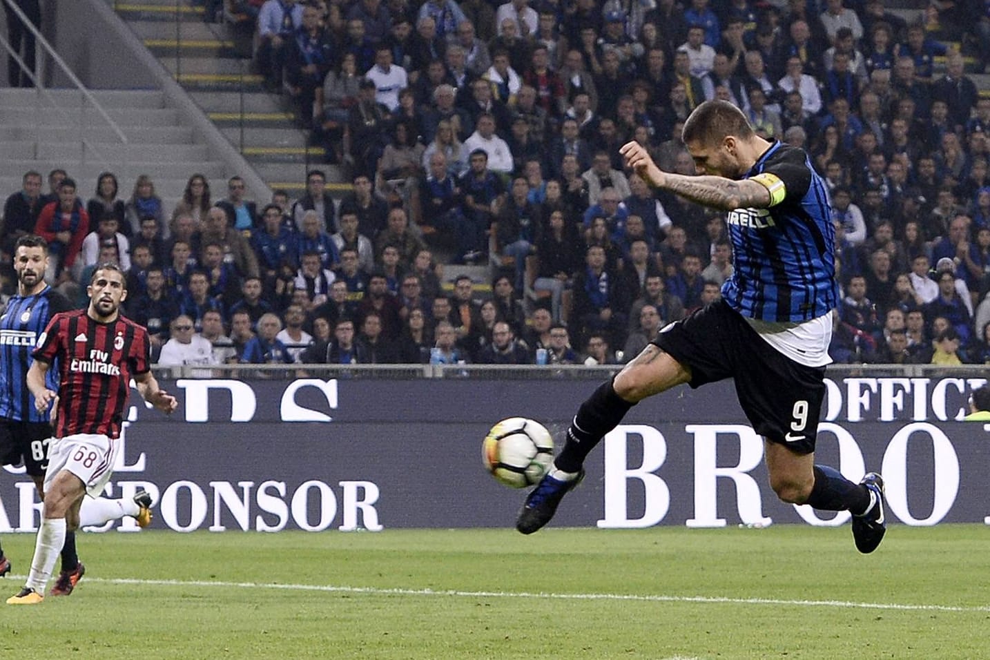 Inters Mauro Icardi erzielte gegen Milan drei Treffer.