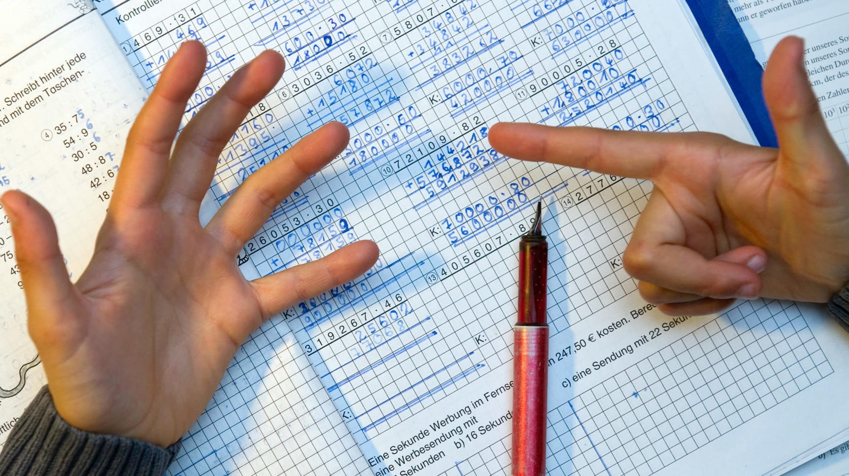 Schüler sind beim Rechnen oftmals schon genug gestresst.