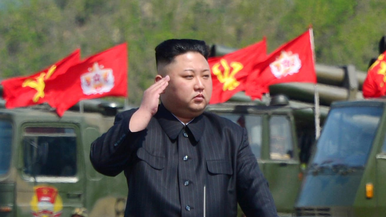 Die EU hat ihre Sanktionen gegen das Regime von Nordkoreas Machthaber Kim Jong Un noch einmal verschärft. Die EU hat ihre Sanktionen gegen das Regime von Nordkoreas Machthaber Kim Jong Un noch einmal verschärft.
