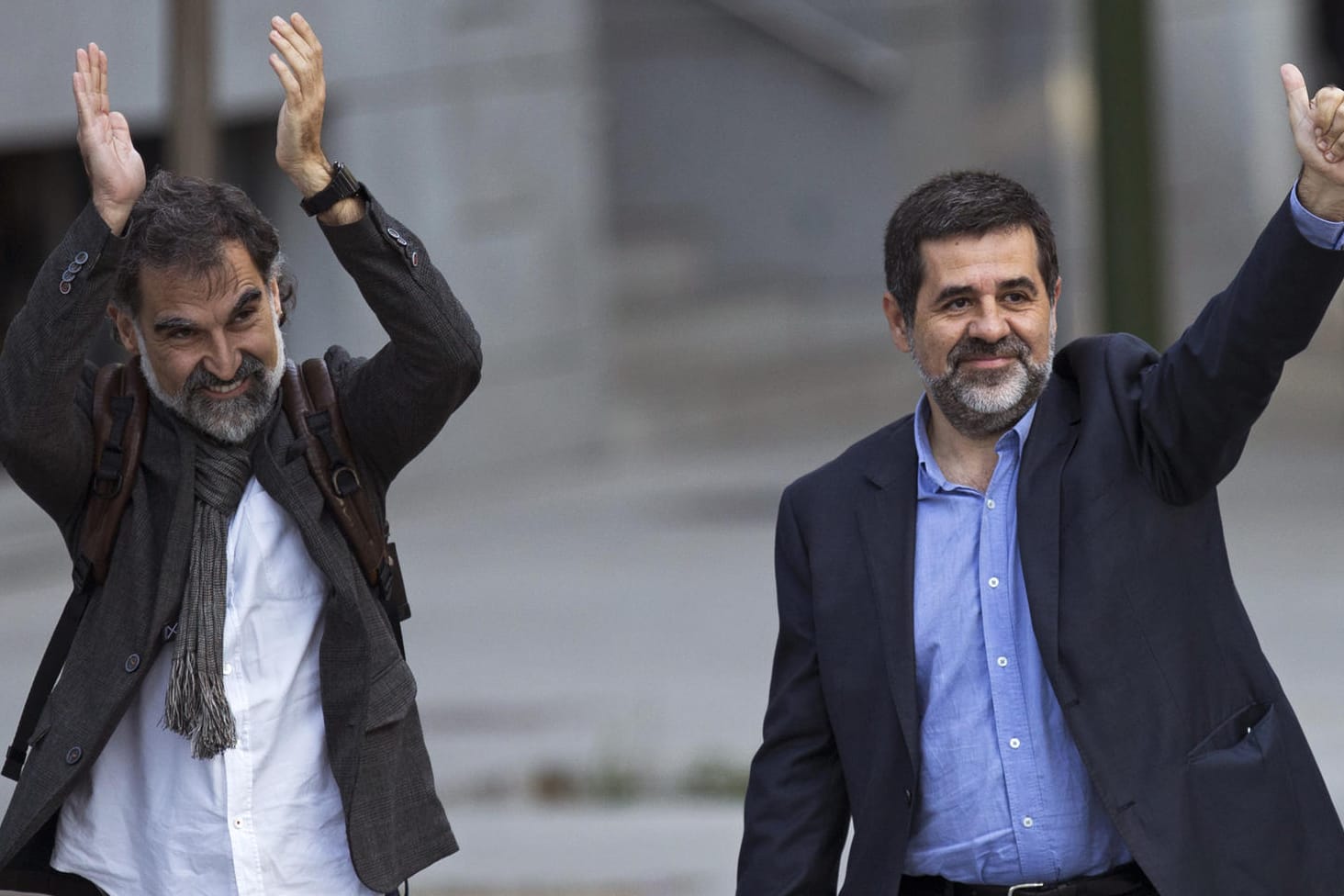 Der Vorsitzenden des nationalistischen Kulturvereins Omnium Cultural, Jordi Cuixart (l), und der Chef der separatistischen Organisation Asamblea Nacional Catalana (ANC), Jordi Sànchez.