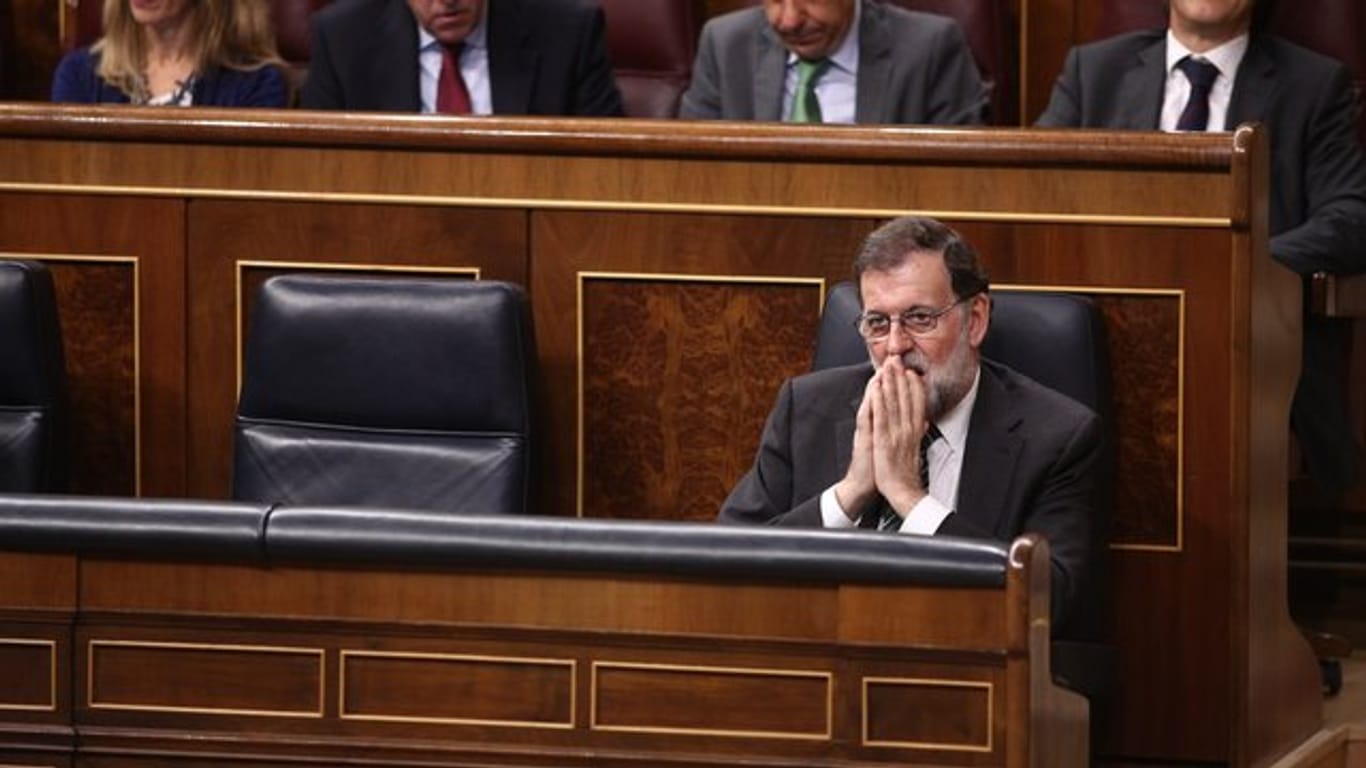 Nachdenklich: Der spanische Ministerpräsident bei einer Parlamentssitzung.