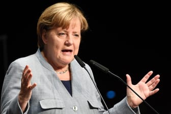 Angela Merkel will das schwierige Verhältnis zur Türkei auf die Tagesordnung des EU-Gipfels in Brüssel setzen.