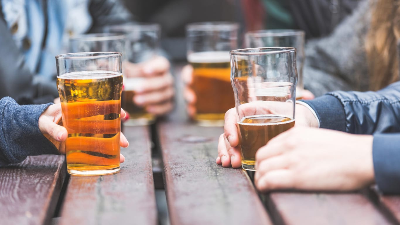 Alkoholkonsum hängt mit dem Sozialstatus zusammen