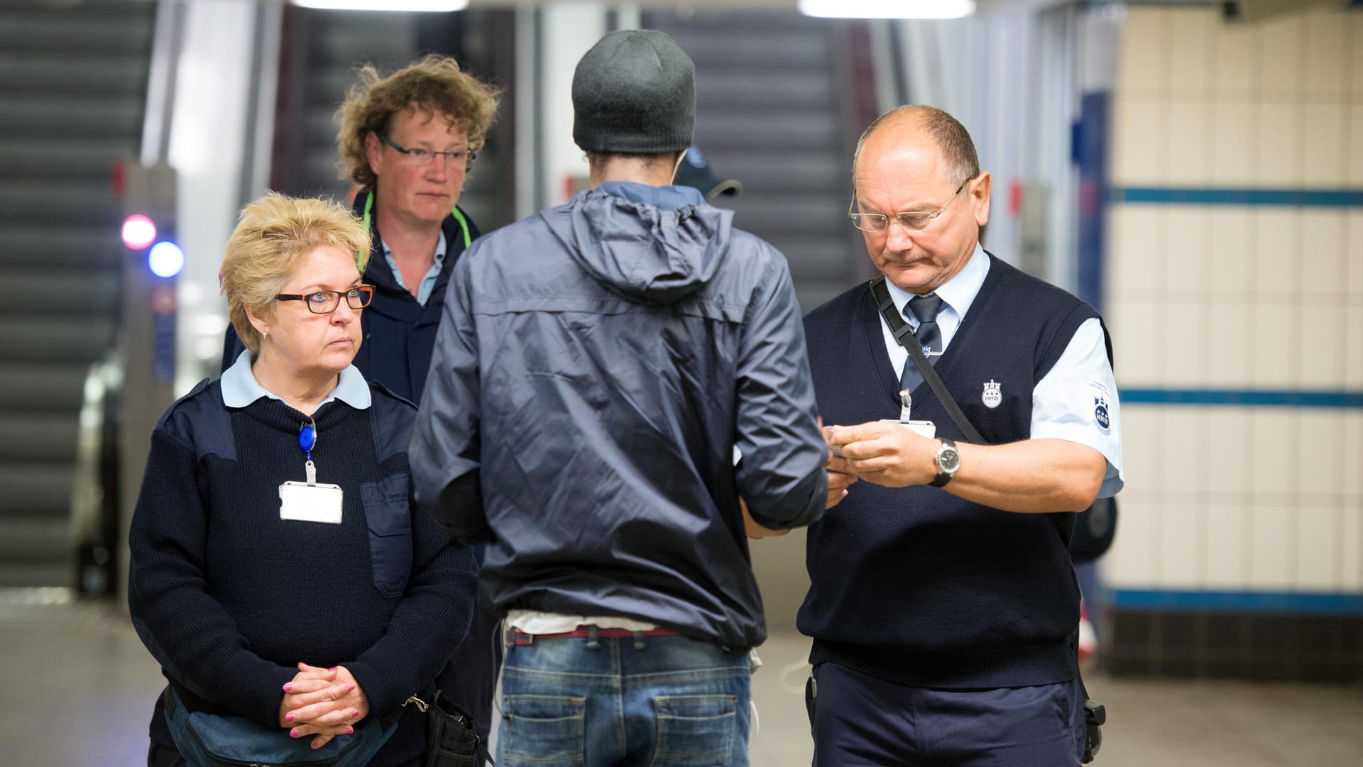 Fahrkartenkontrollen im HVV-Gebiet