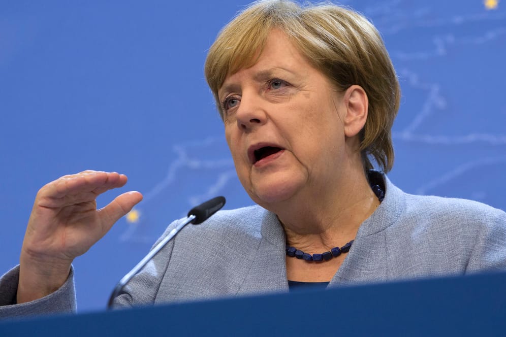 Angela Merkel setzte sich auf dem EU-Gipfel in Brüssel mit ihrer Forderung nach einer Kürzung der Finanzhilfen für die Türkei durch.