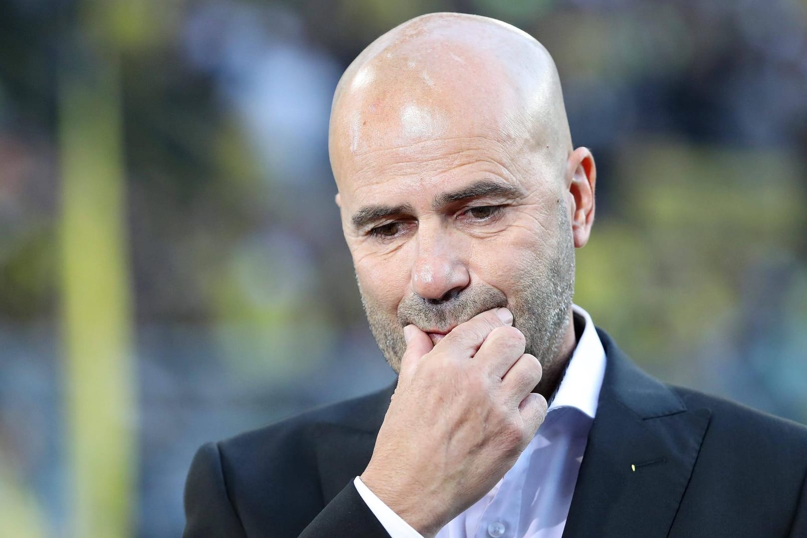 Die Abwehr wird für Peter Bosz immer mehr zum Dauerproblem.