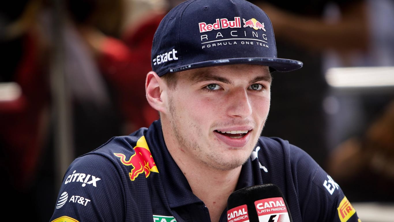 Hat allen Grund zu guter Laune: Max Verstappen hat seinen Vertrag bei Red Bull verlängert.