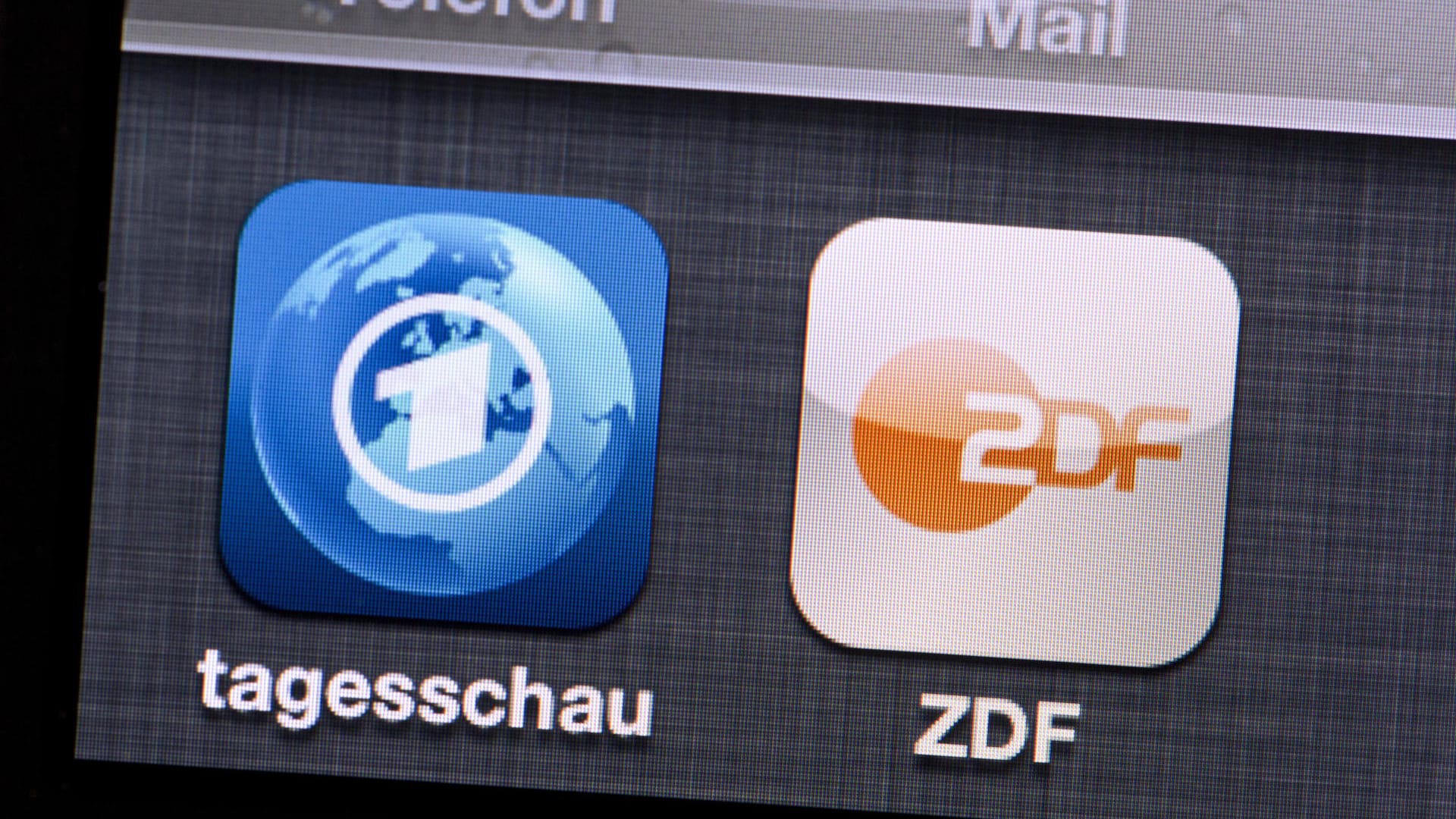 Logos der ARD-tagesschau-App und der ZDF-Mediathek