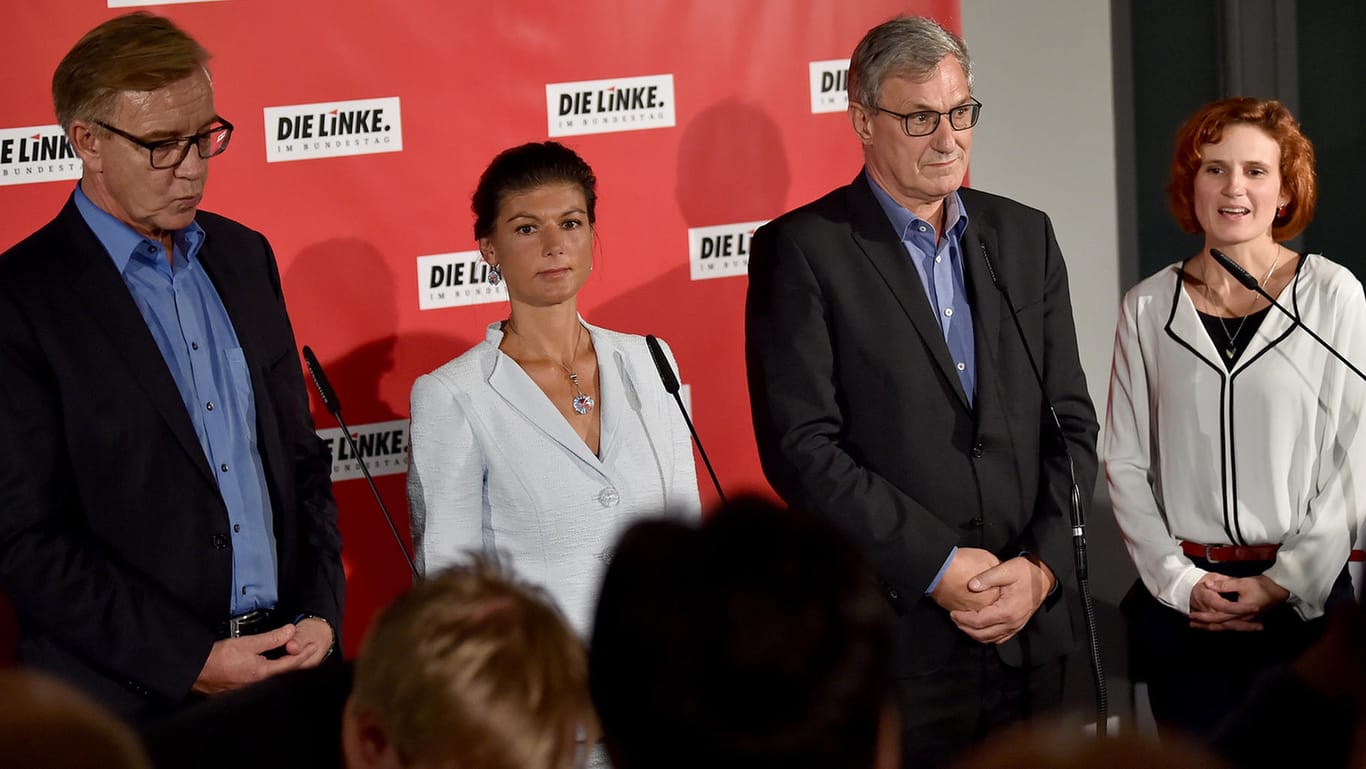 Der Streit bei den Linken zwischen der Fraktionsvorsitzenden Sahra Wagenknecht und den Parteichefs Bernd Riexinger und Katja Kipping ist nach der Bundestagswahl eskaliert.