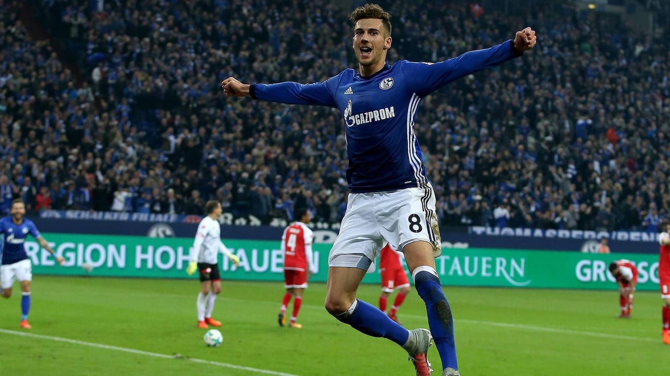 Schalkes Leon Goretzka jubelt über seinen Treffer zum 1:0 gegen Mainz
