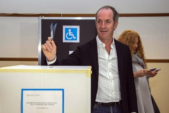 Luca Zaia, der Präsident von Venetien, bei der Stimmabgabe: "Wir haben seit jeher gesagt, dass wir diesen Weg zur Autonomie wollen.