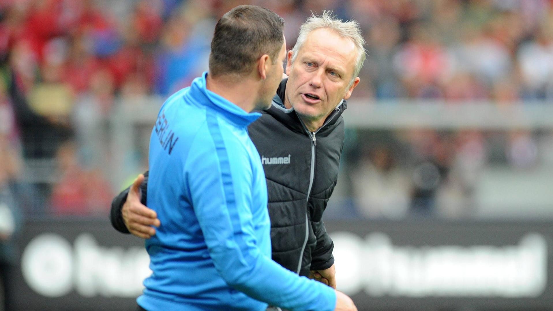 Pal Dardai (l.) und Christian Streich teilen sich die Punkte.