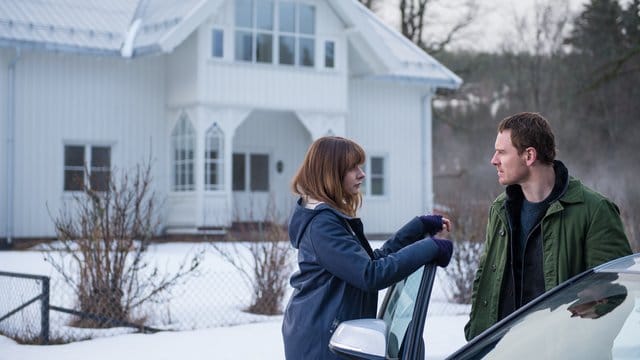 Szene aus dem Thriller mit Michael Fassbender und Rebecca Ferguson.