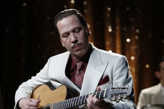 Reda Kateb spielt im Film "Django - Ein Leben für die Musik" die Titelfigur Django Reinhardt.