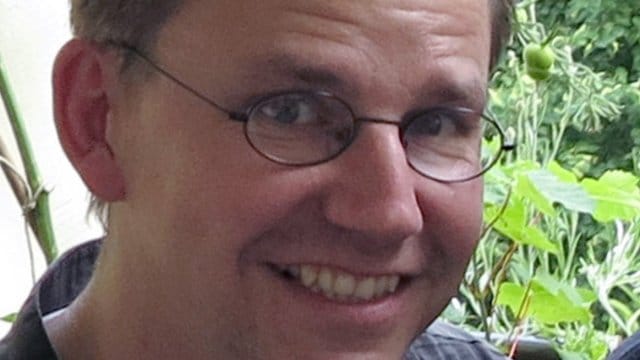 Seit Juli ist der Deutsche Peter Steudtner in der Türkei inhaftiert, nun beginnt der Prozess gegen den Menschenrechtler. Seit Juli ist der Deutsche Peter Steudtner in der Türkei inhaftiert, nun beginnt der Prozess gegen den Menschenrechtler.