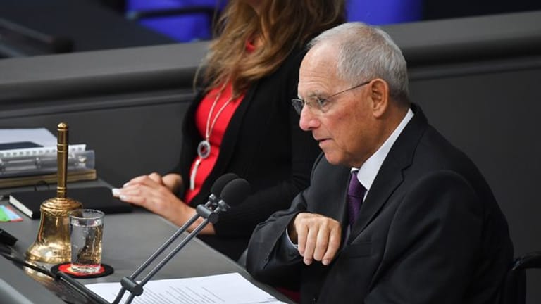 Für Wolfgang Schäuble sind die höheren Kosten nicht entscheidend.