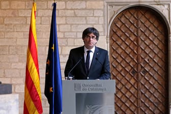 Der katalanische Regierungschef Carles Puigdemont hat Neuwahlen in Katalonien ausgeschlossen.