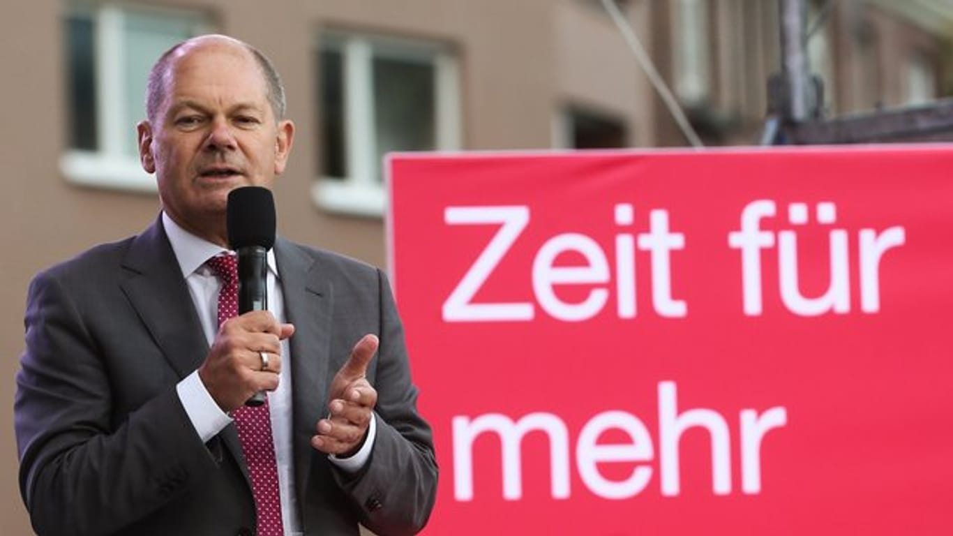 Olaf Scholz, Hamburgs Bürgermeister und SPD-Vize, geht nach den schweren Niederlagen der vergangenen Monate und Jahre hart mit seiner Partei ins Gericht.