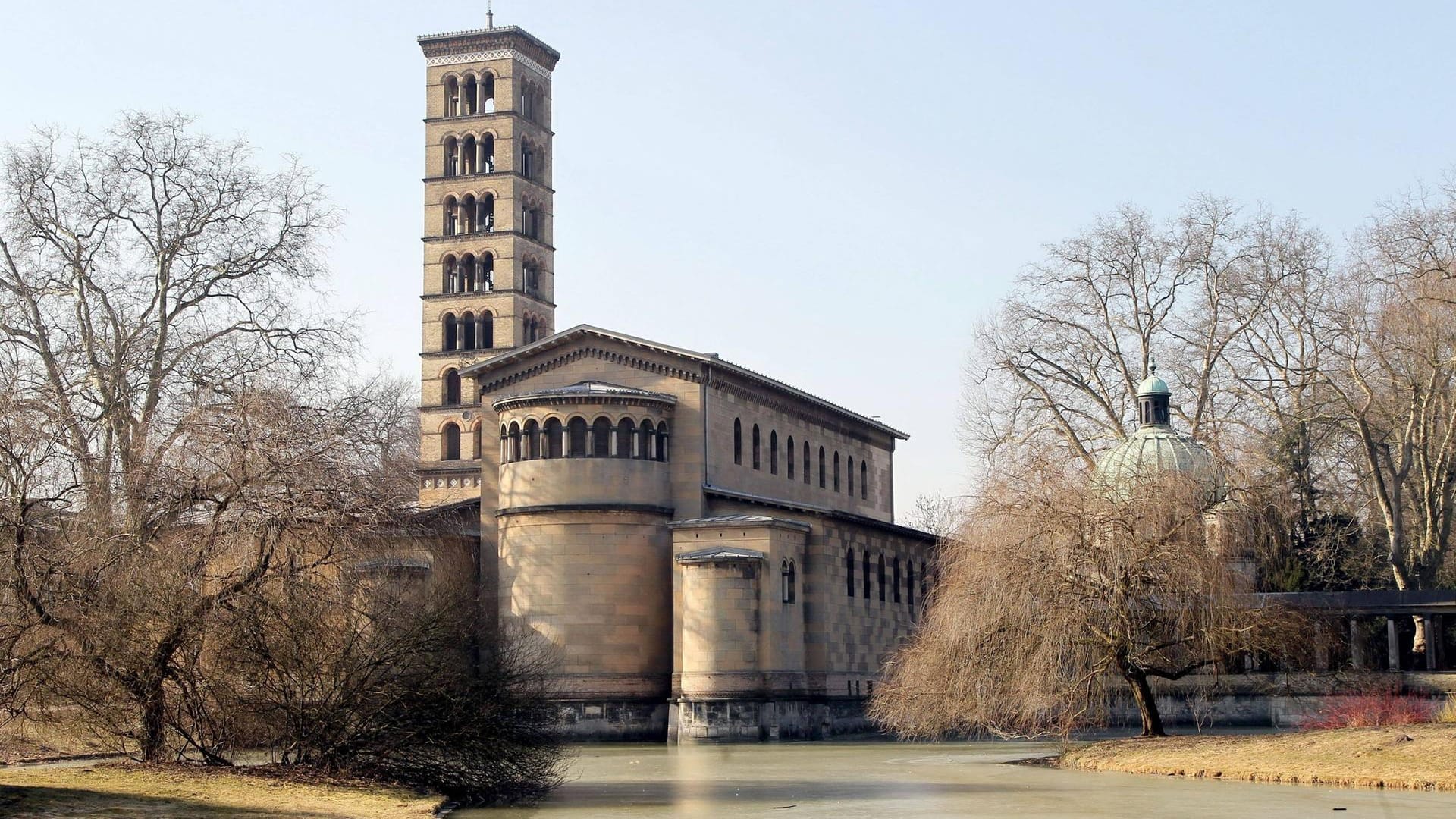 Es geht um diese Kirche in Potsdam.