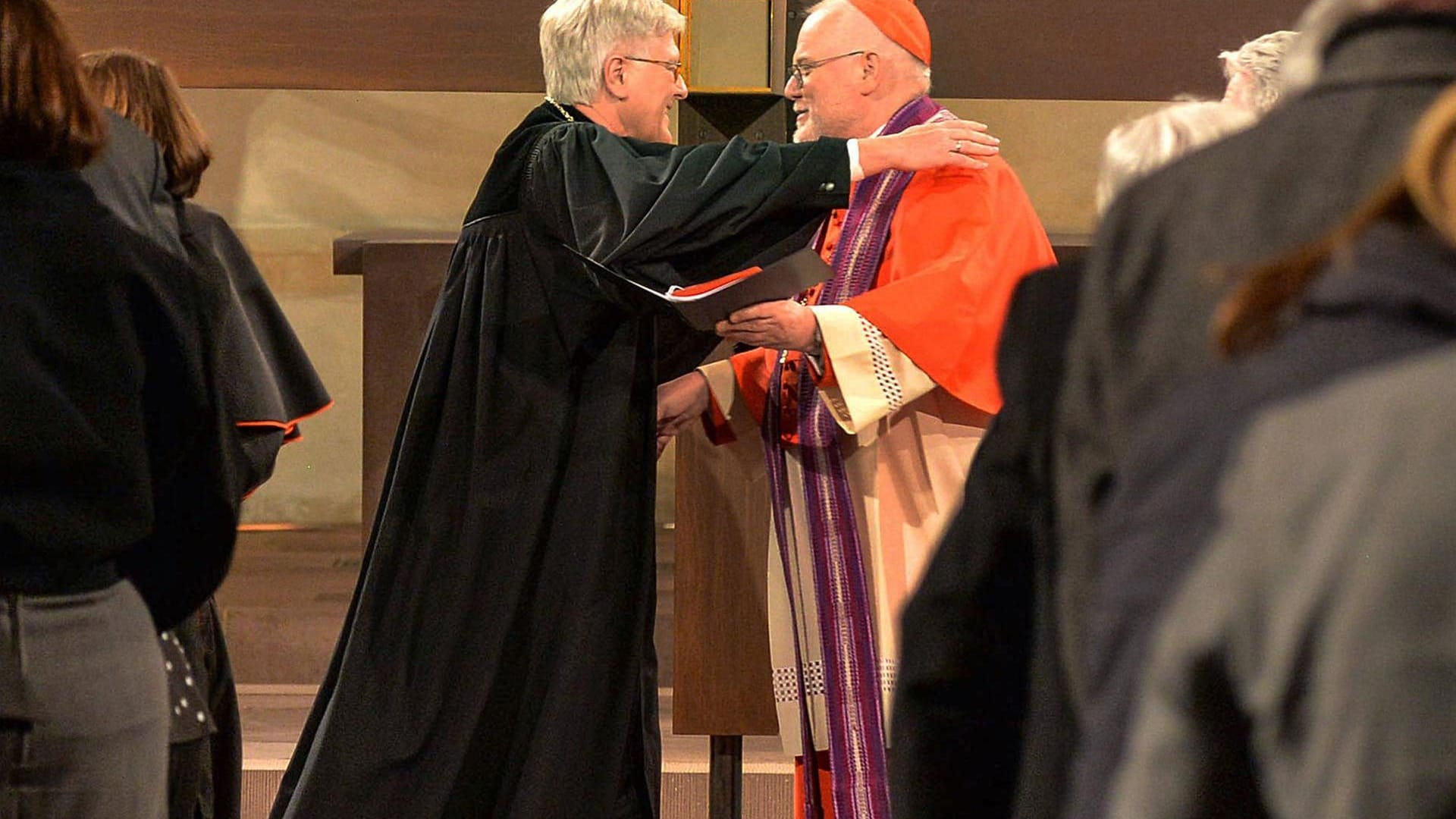 Kirche unterwegs zur Annäherung: EKD-Chef Heinrich Bedford-Strohm und Reinhard Kardinal Marx, der Vorsitzende der katholischen Bischofskonferenz.