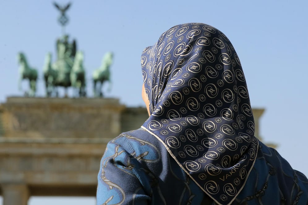 Die Scharia gilt auch in Deutschland: Muslime wollen mit ihrem Verhalten Gott gefallen.