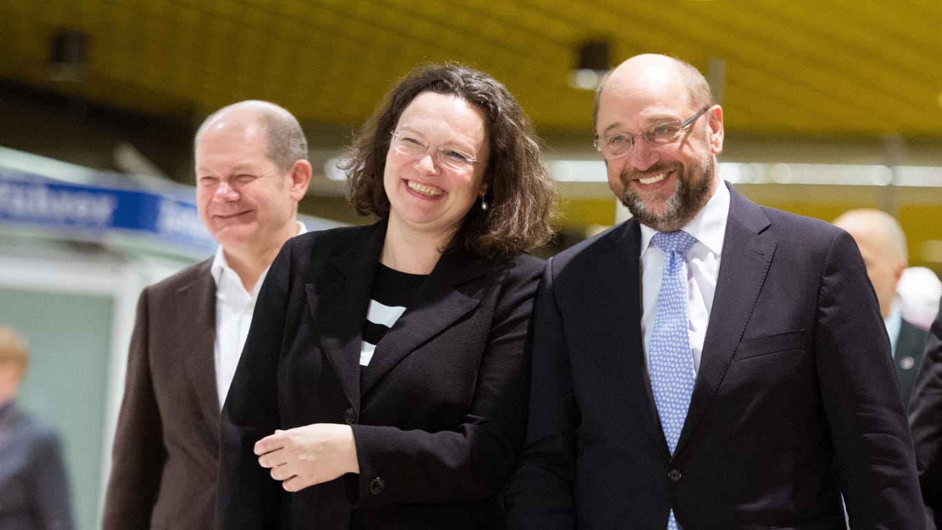 Gut gelaunt waren sie alle: Die SPD verbuchte die Regionalkonferenz als vollen Erfolg.