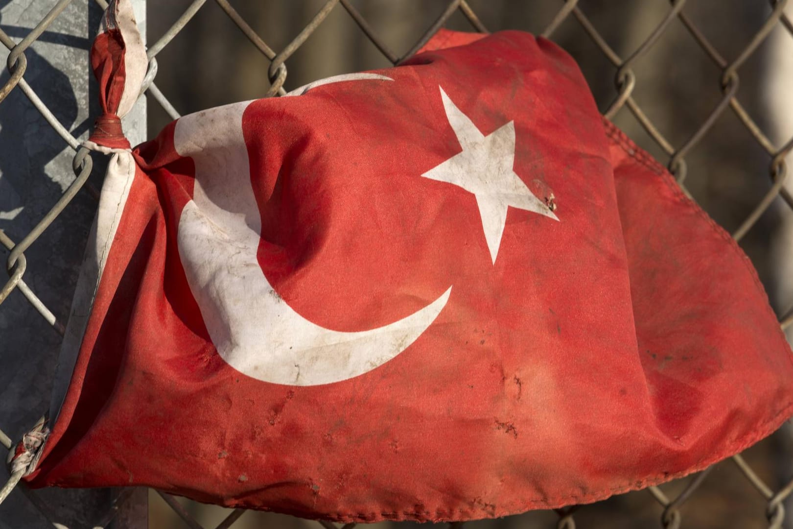 Kurz vor dem Nationalfeiertag in der Türkei, gelang es den Behörden zahlreiche IS-Anhänger zu inhaftieren. Einige stünden im Verdacht einen Anschlag geplant zu haben.