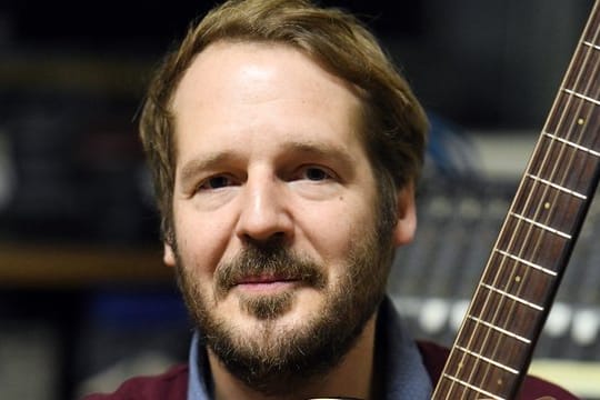 Ist live eine Offenbarung: Gisbert zu Knyphausen.