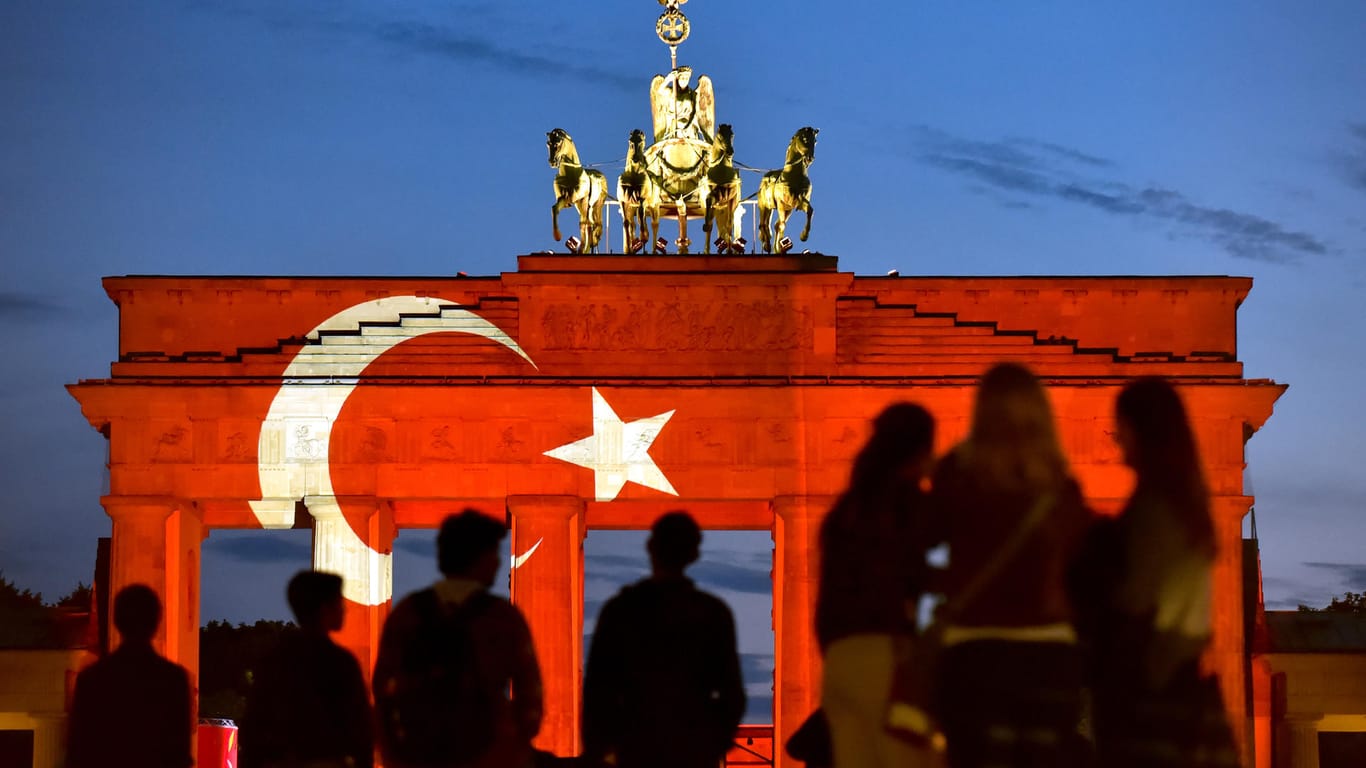 Steht eine Massenanklage gegen türkische Asylbewerber in Deutschland bevor?