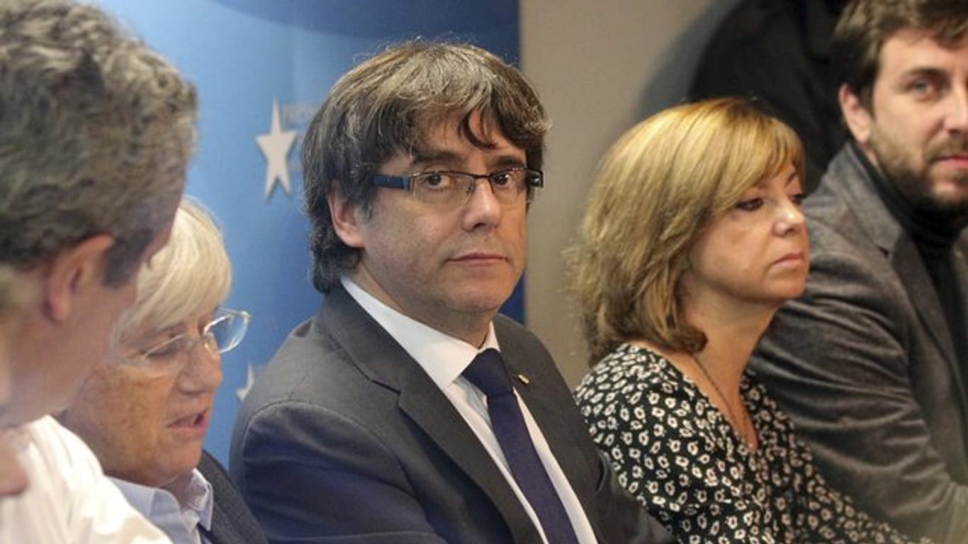 Der abgesetzte katalanische Regionalpräsident Carles Puigdemont während der Pressekonferenz in Brüssel.