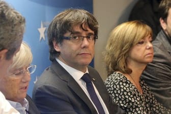 Der abgesetzte katalanische Regionalpräsident Carles Puigdemont während der Pressekonferenz in Brüssel.