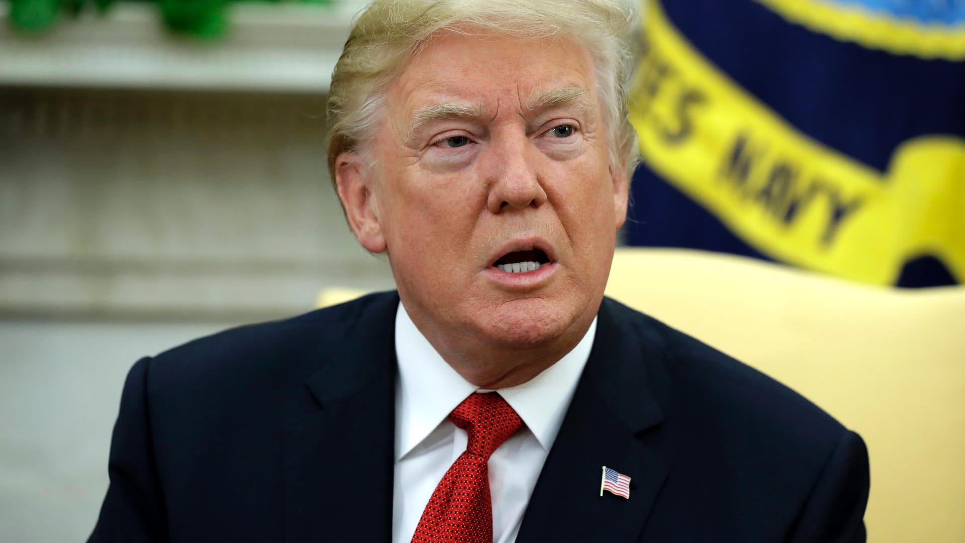Donald Trump im Oval Office des Weißen Hauses Donald Trump im Oval Office des Weißen Hauses