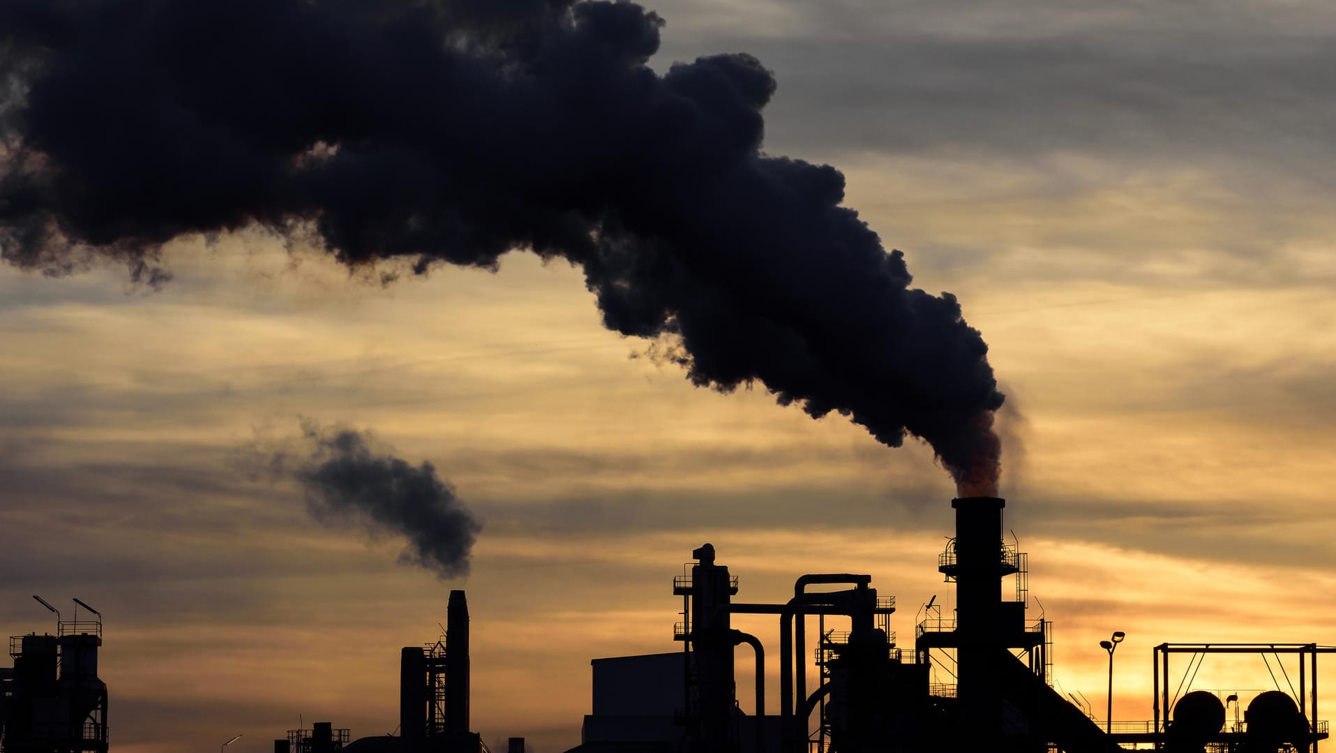 Eine ganze Reihe von Ländern bereiten den Ausstieg aus der Kohleenergie vor, die für einen Großteil der Treibhausgase und Luftverschmutzung verantwortlich ist.