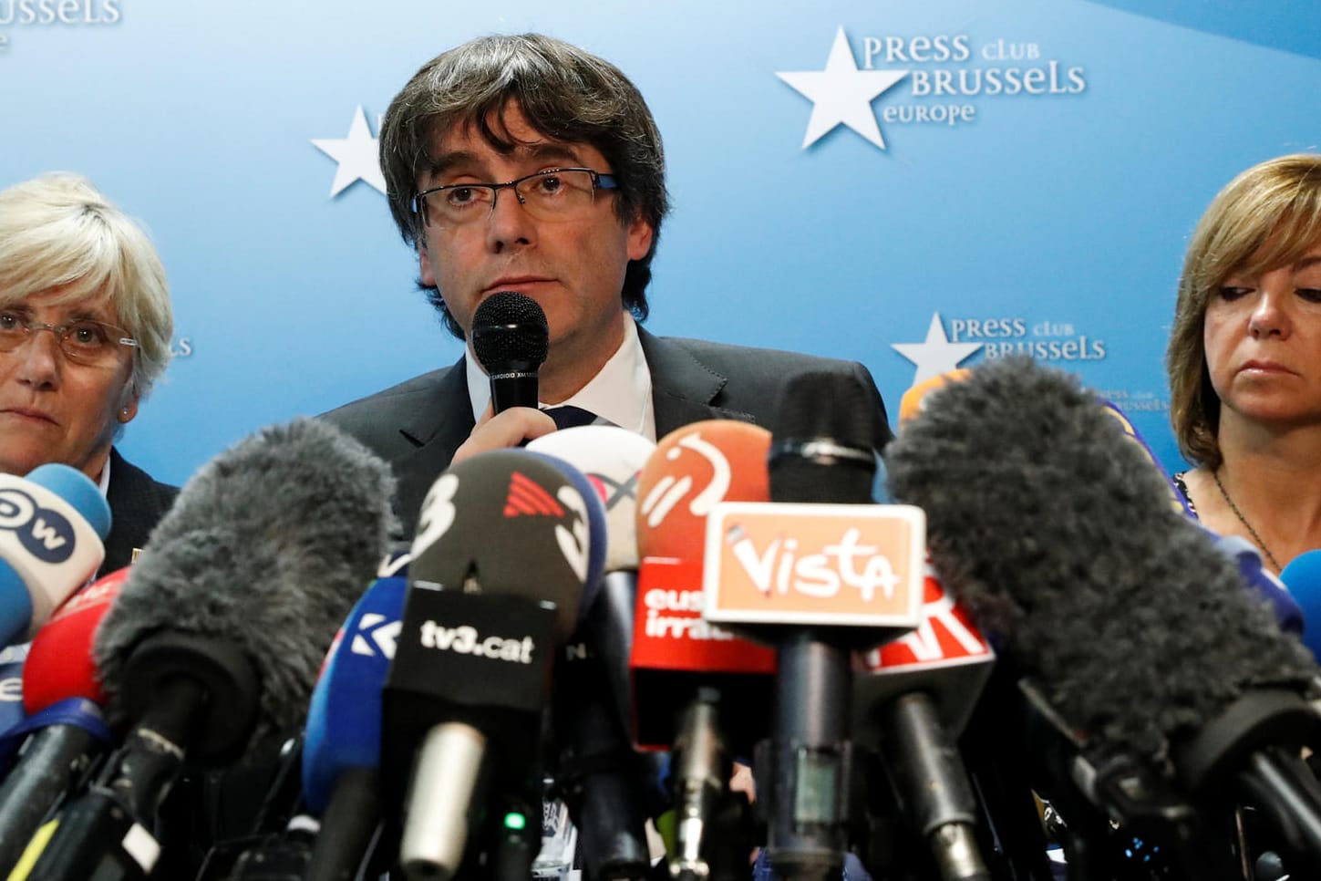 Carles Puigdemont bei seiner Pressekonferenz in Brüssel. Er will in Belgien kein politisches Asyl beantragen.