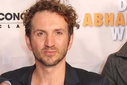 Sebastian Gerold (Dritter von links) steht zu seiner ungewöhnlichen Familienkonstruktion.