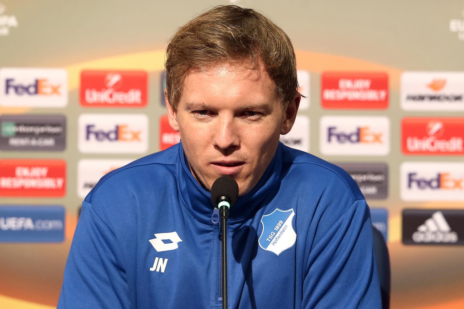 Julian Nagelsmann, Trainer von 1899 Hoffenheim, während der Pressekonferenz im Basaksehir Fatih Terim Stadion.