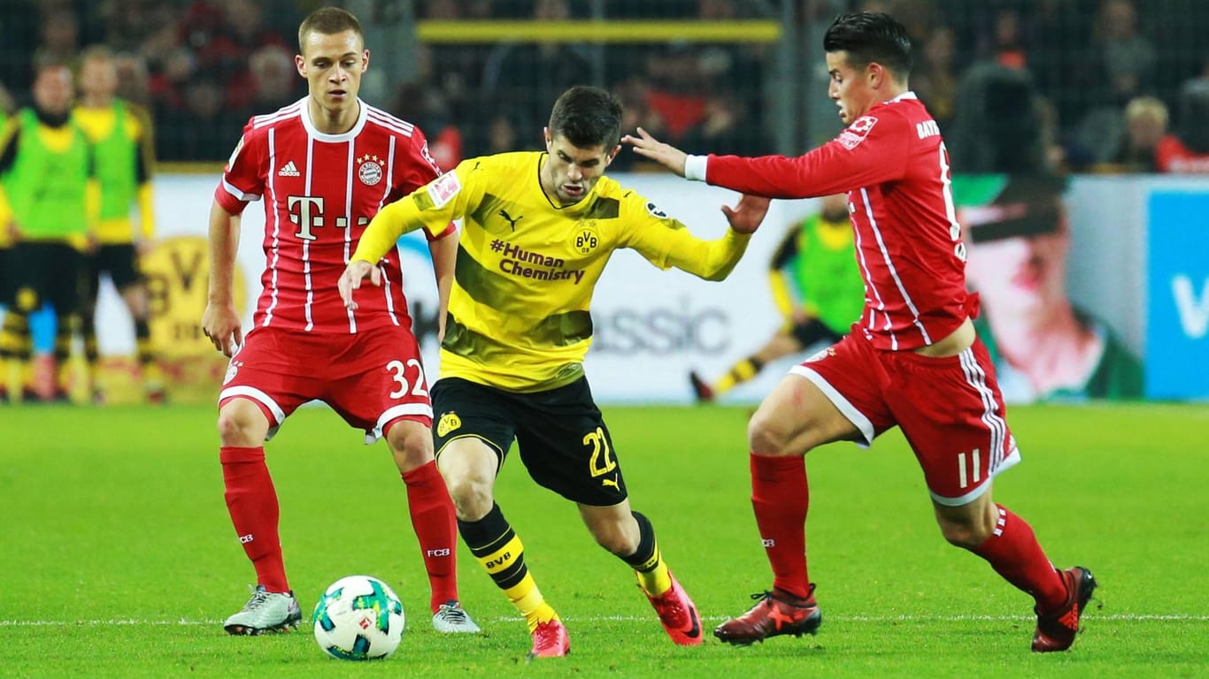 Christian Pulisic (m.) gehörte zu den stärksten Dortmundern beim 1:3 gegen die Bayern.
