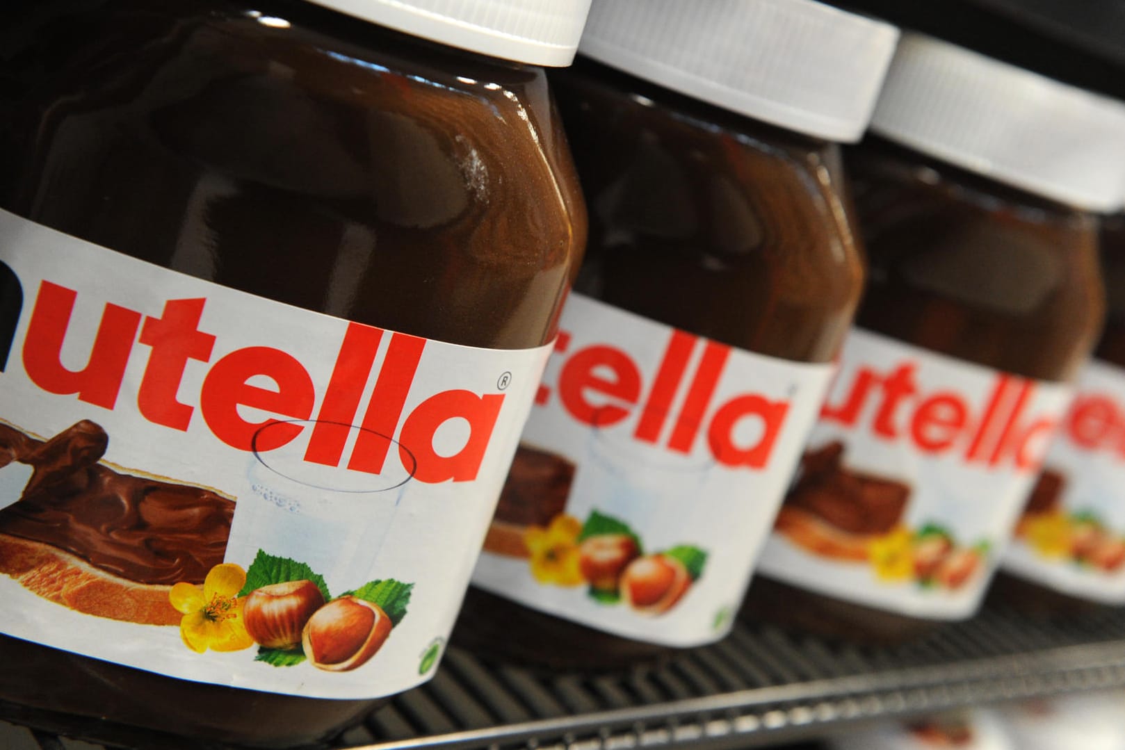 Das Nutella-Rezept ist jetzt anders. Auch die Farbe des Brotaufstrichs hat sich dadurch leicht verändert.