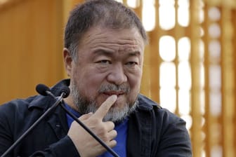 Der in seiner Heimat verfolgte chinesische Künstler Ai Weiwei ist sehr dankbar, in Berlin eine sichere Bleibe bekommen zu haben.