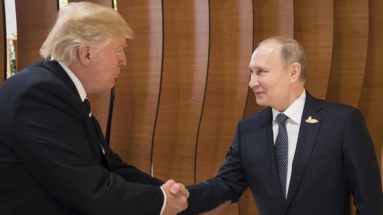 Beim G20-Gipfel in Hamburg trafen sich Trump und Putin bereits – nun steht ein weiteres Treffen an.