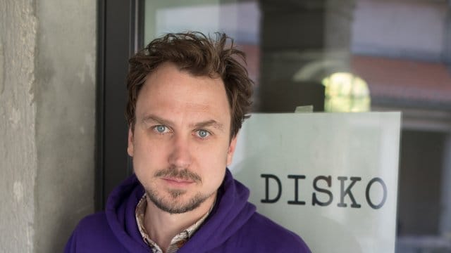 Lars Eidinger erlaubt einen Blick in sein Innenleben.